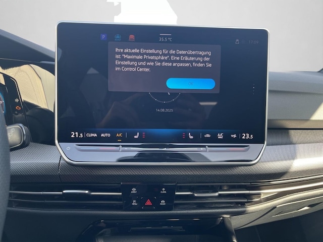 Volkswagen Golf 1.5 eTSI DSG Golf VIII R-Line