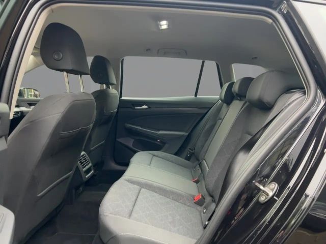 Volkswagen Golf DSG Golf VIII Life Variant