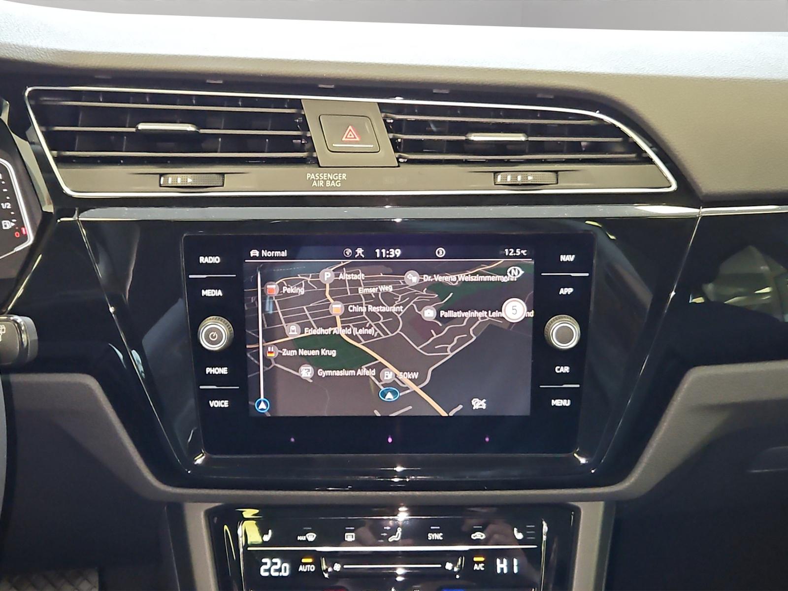 Volkswagen Touran 1.5 TSI Highline Style