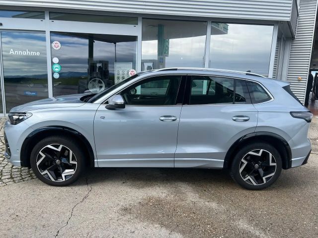 Volkswagen Tiguan 4Motion DSG R-Line