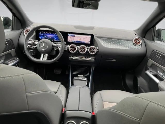 Mercedes-Benz EQA 300 4MATIC Advanced