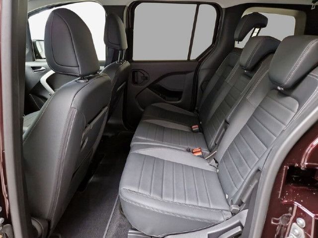 Mercedes-Benz EQT 200