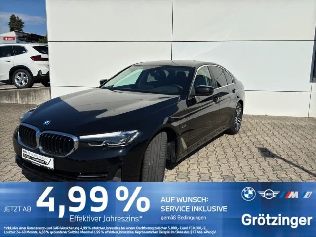 BMW 530 530e Sedan