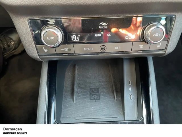 Skoda Scala 1 5l TSI DSG LED NAVI PANORAMA