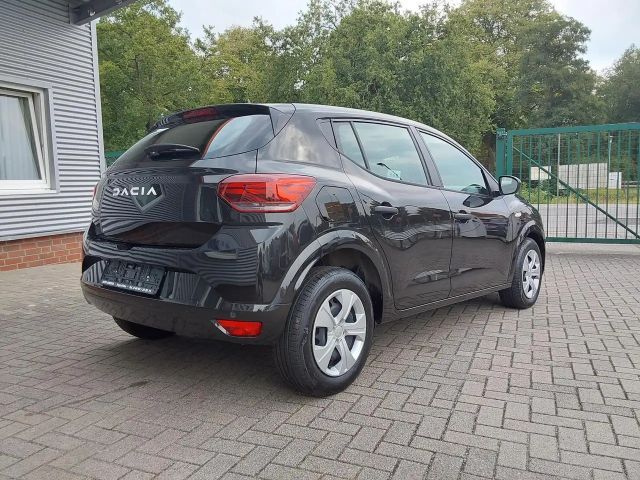 Dacia Sandero Essential TCe 90