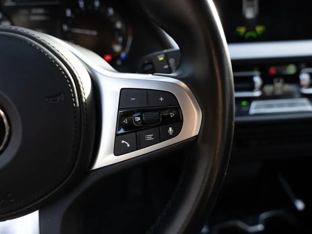 BMW 116 116i M-Sport Sedan