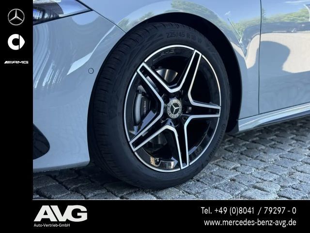 Mercedes-Benz A 200 AMG Line