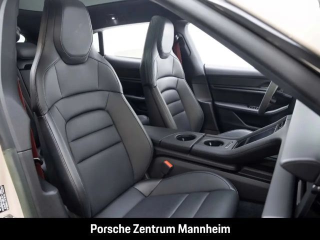 Porsche Taycan 4S Cross Turismo