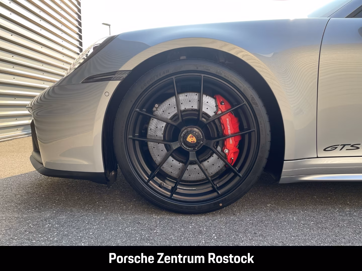 Porsche 911 992 Cabriolet Carrera GTS