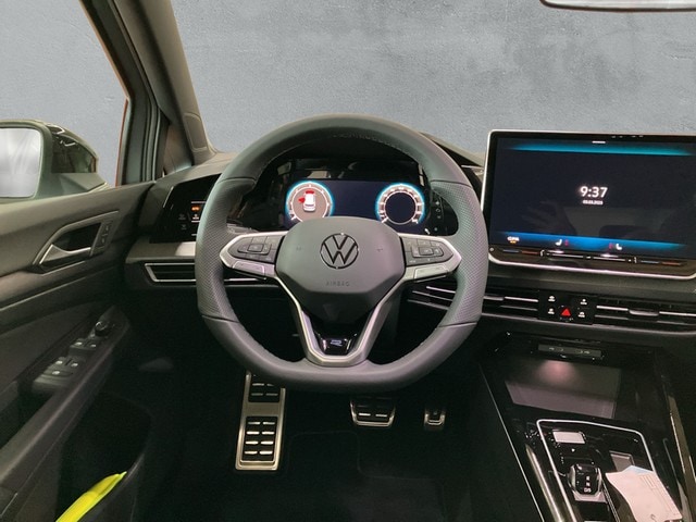 Volkswagen Golf 2.0 TDI DSG Golf VIII R-Line