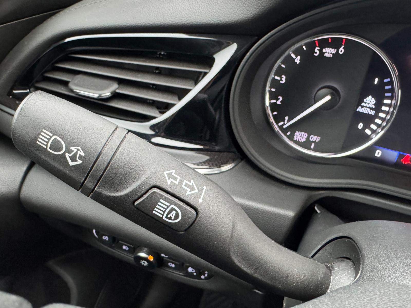 Opel Insignia 2.0 CDTI Business