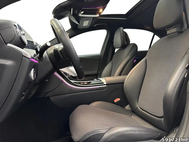 Mercedes-Benz C 200 4MATIC AVANTGARDE Sedan