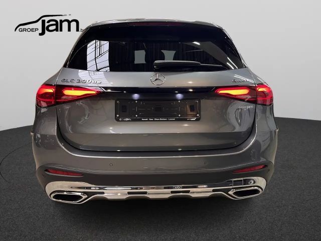 Mercedes-Benz GLC 300 4MATIC AMG Line