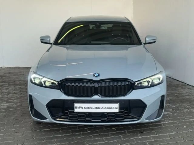 BMW 330 330e M-Sport Sedan