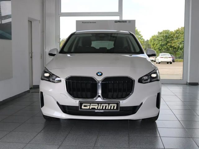 BMW 220 220i Active Tourer