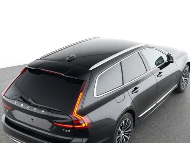 Volvo V90 Core T6