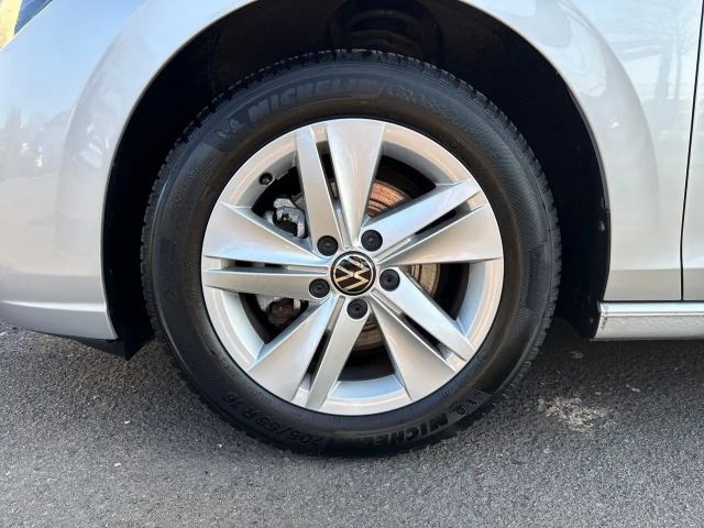 Volkswagen Golf 1.5 TSI Golf VIII Life