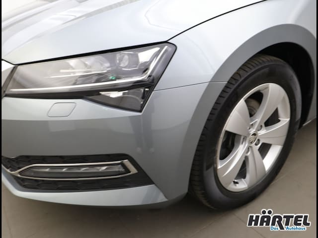 Skoda Superb 2.0 TDI Combi Style Style
