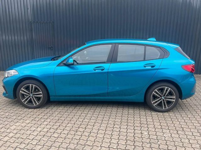 BMW 116 116i 5-deurs Sedan