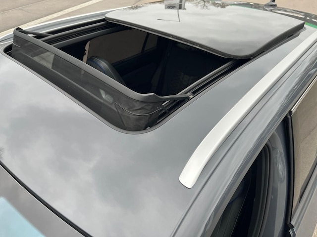 Volkswagen Tayron 2.0 TDI DSG R-Line