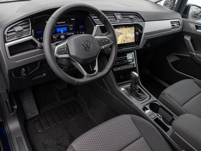 Volkswagen Touran 1.5 TSI DSG