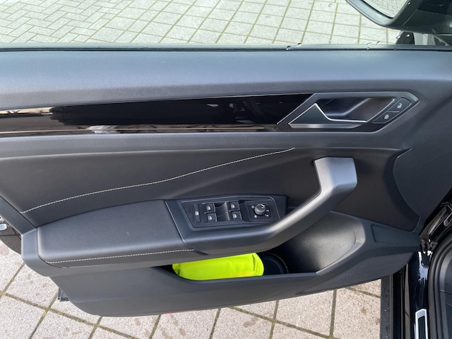 Volkswagen T-Roc T-Roc 1.5 TSI DSG R-Line