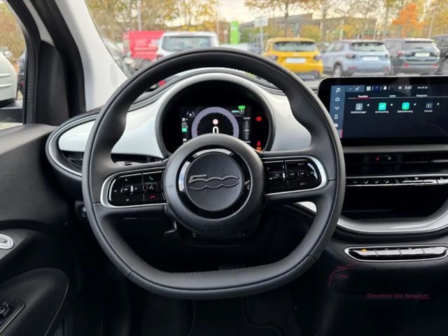 Fiat 500e +Rückfahrkamera+PDC+Sitzheizung+Carplay+Klimaaut.