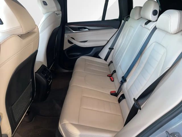 BMW X3 40i LivePro/Head-Up/CarPlay/Driving/Parking+/Panor