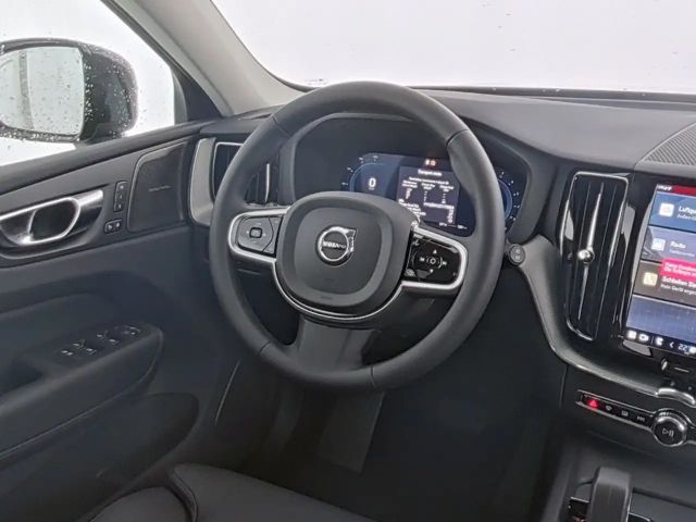 Volvo XC60 AWD Dark Plus