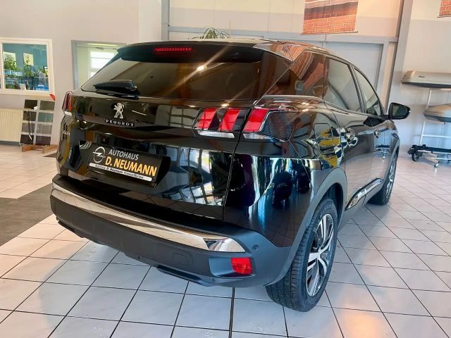 Peugeot 3008 Automatik"Allure-Pack"LED*Kamera*Sitzh*Navi