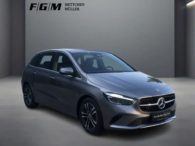 Mercedes-Benz B 250 4MATIC Progressive Sedan