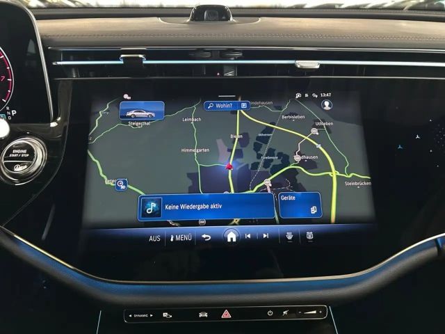 Mercedes-Benz E 200 AMG Line Sedan