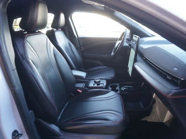 Ford Mustang Mach-E AWD Extended range