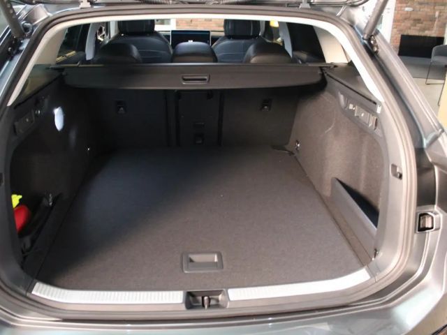 Volkswagen Passat 2.0 TDI DSG Elegance Elegance