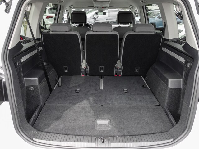 Volkswagen Touran 1.5 TSI DSG