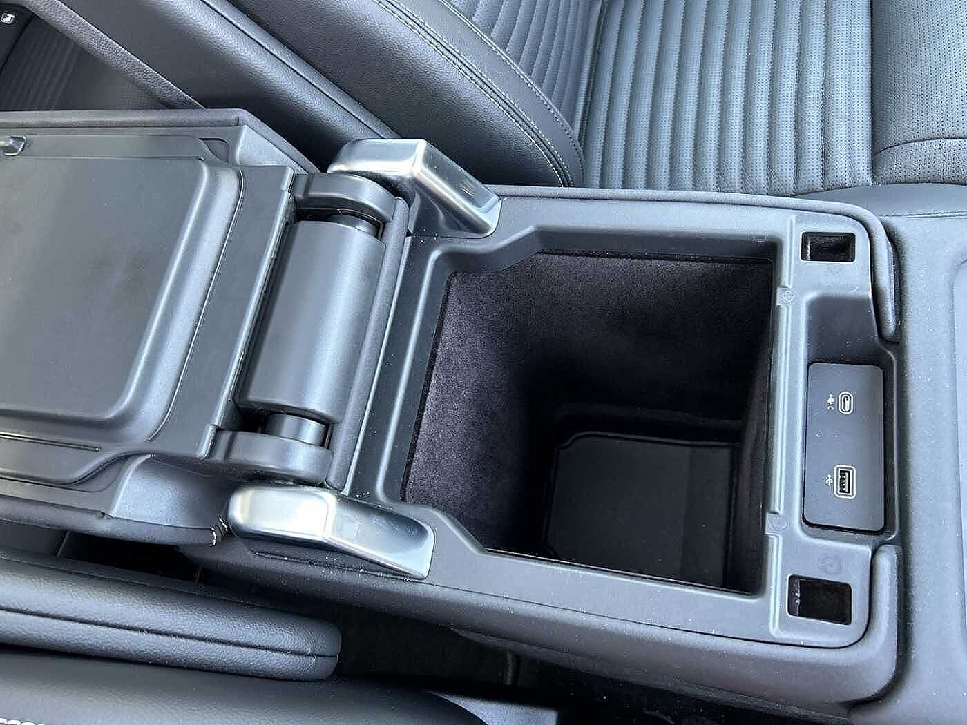 Land Rover Discovery Dynamic R-Dynamic SE