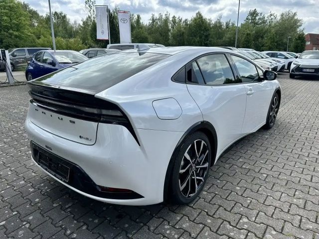 Toyota Prius Executive Plug-in