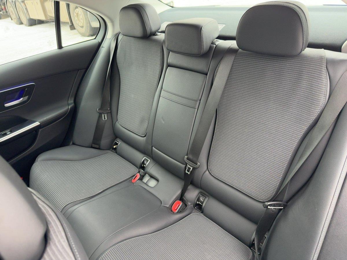 Mercedes-Benz C 220 AVANTGARDE C 220 d Sedan