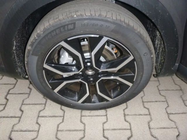 Citroën ë-C4 C-Series