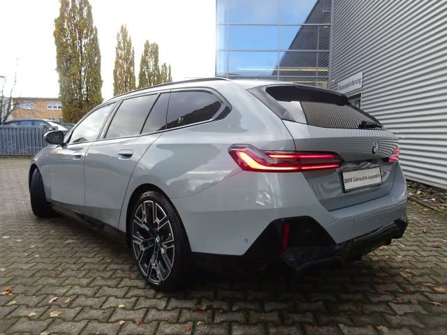 BMW 520 520d M-Sport Touring