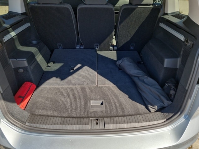 Volkswagen Touran 2,0 TDI DSG MOVE EL.HECKKLAPPE 7 SITZER KAMERA AHK NAVI SHZ KLIMA ALU