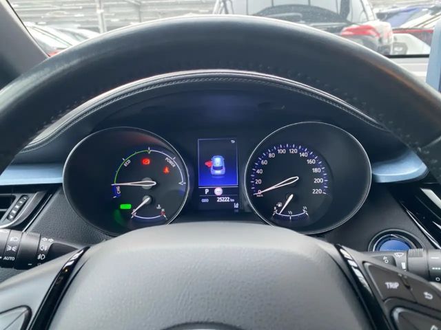 Toyota C-HR Hybride Team D