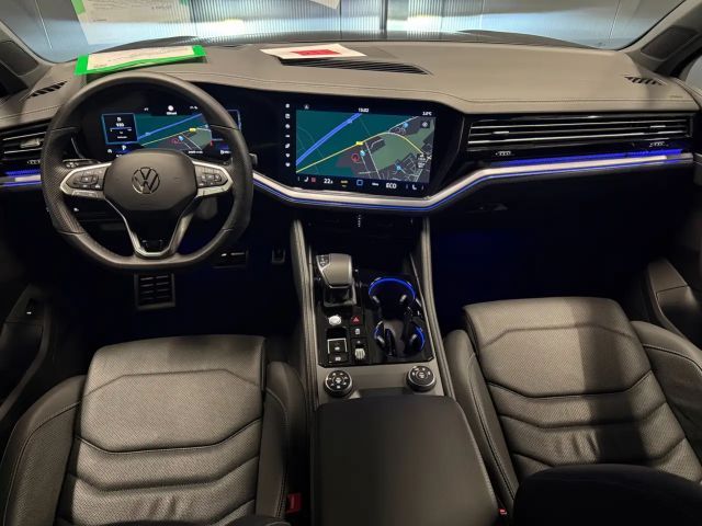 Volkswagen Touareg 4Motion R-Line