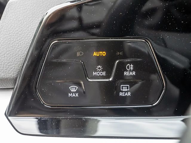 Volkswagen Golf 2.0 TDI Golf VIII Life Variant