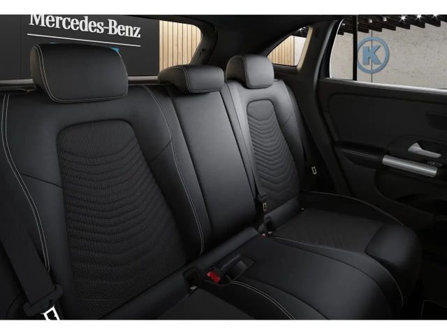 Mercedes-Benz GLA 200 GLA 200 PROGRESSIVE°ADV+°360°KEYLESS°4WL°MBUX°