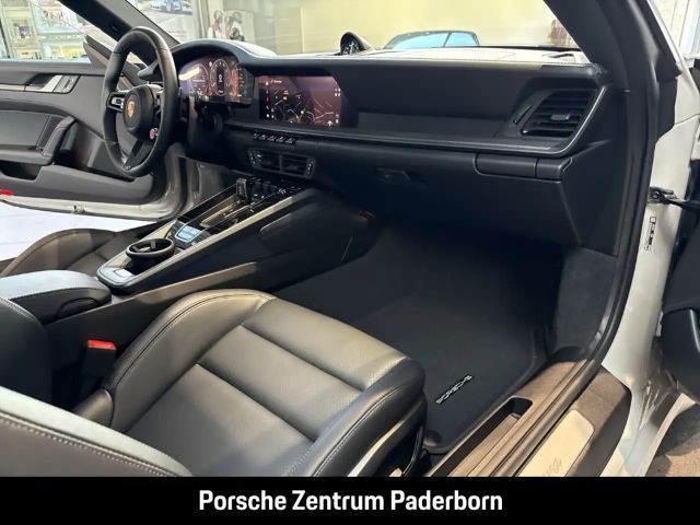 Porsche 992 Carrera Coupé