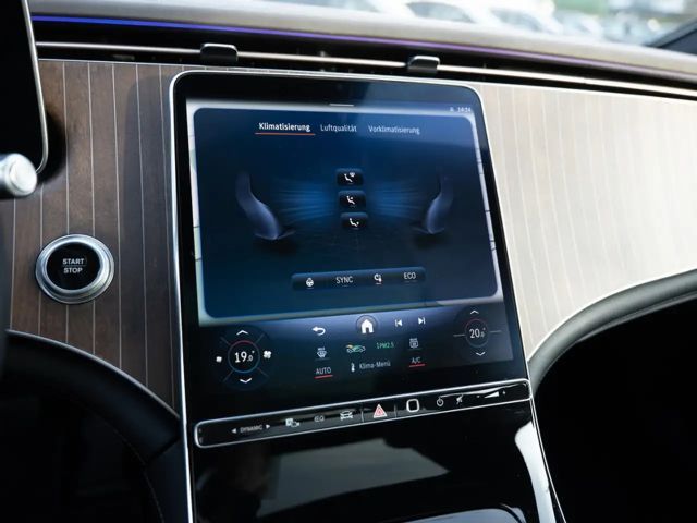 Mercedes-Benz EQS 450 Sedan