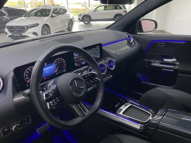 Mercedes-Benz GLA 250 AMG Line