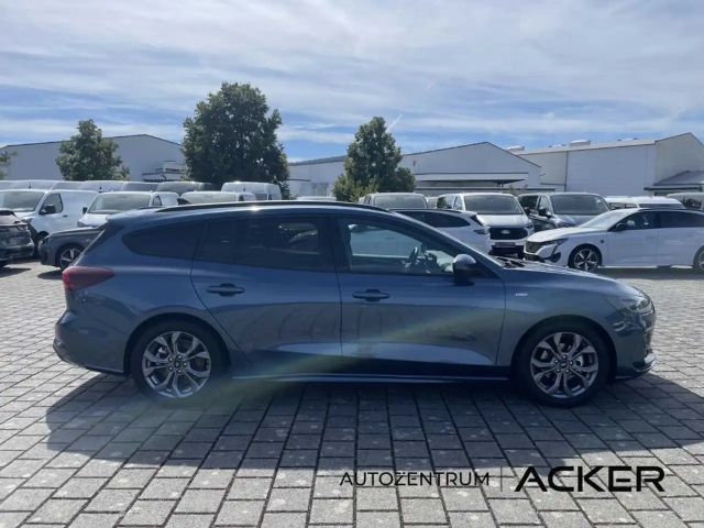 Ford Focus ST Line Wagon