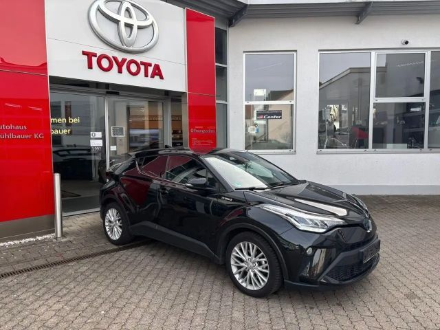 Toyota C-HR Hybride Team D